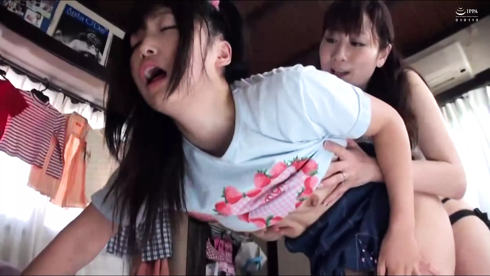 一个女孩和她的继母