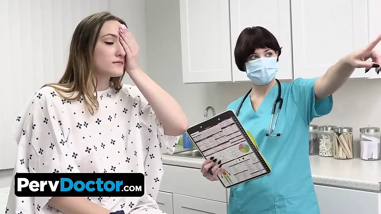 顽皮的宝贝需要一种特殊的药物，并会做任何事情